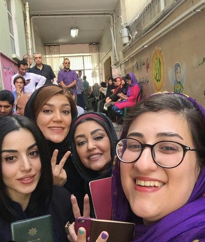 تصاویر : حضور پررنگ چهره های سینما و ورزشکاران در انتخابات96