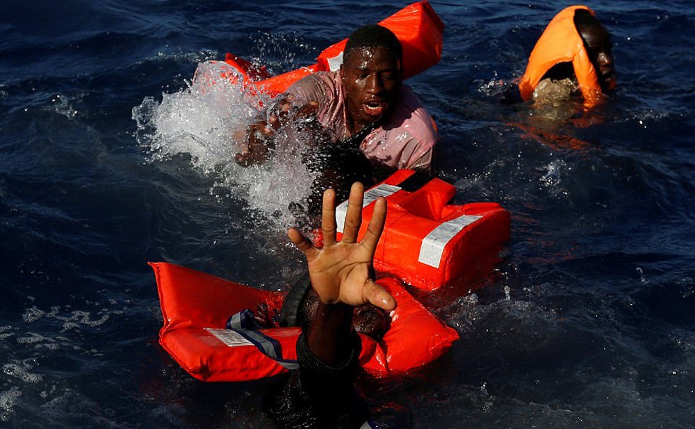تصاویر : نجات پناهجویان از دریا‎