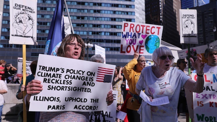 تصاویر : راهپیمایی‌ آمریکایی‌ها در اعتراض به مخالفت ترامپ با پیمان پاریس