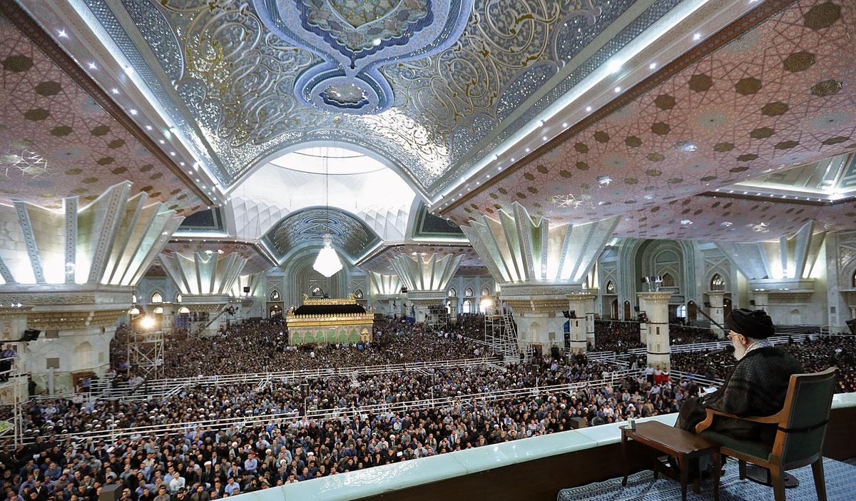 تصاویر : سخنرانی رهبر معظم انقلاب در بیست و هشتمین سالگرد ارتحال امام خمینی(ره)