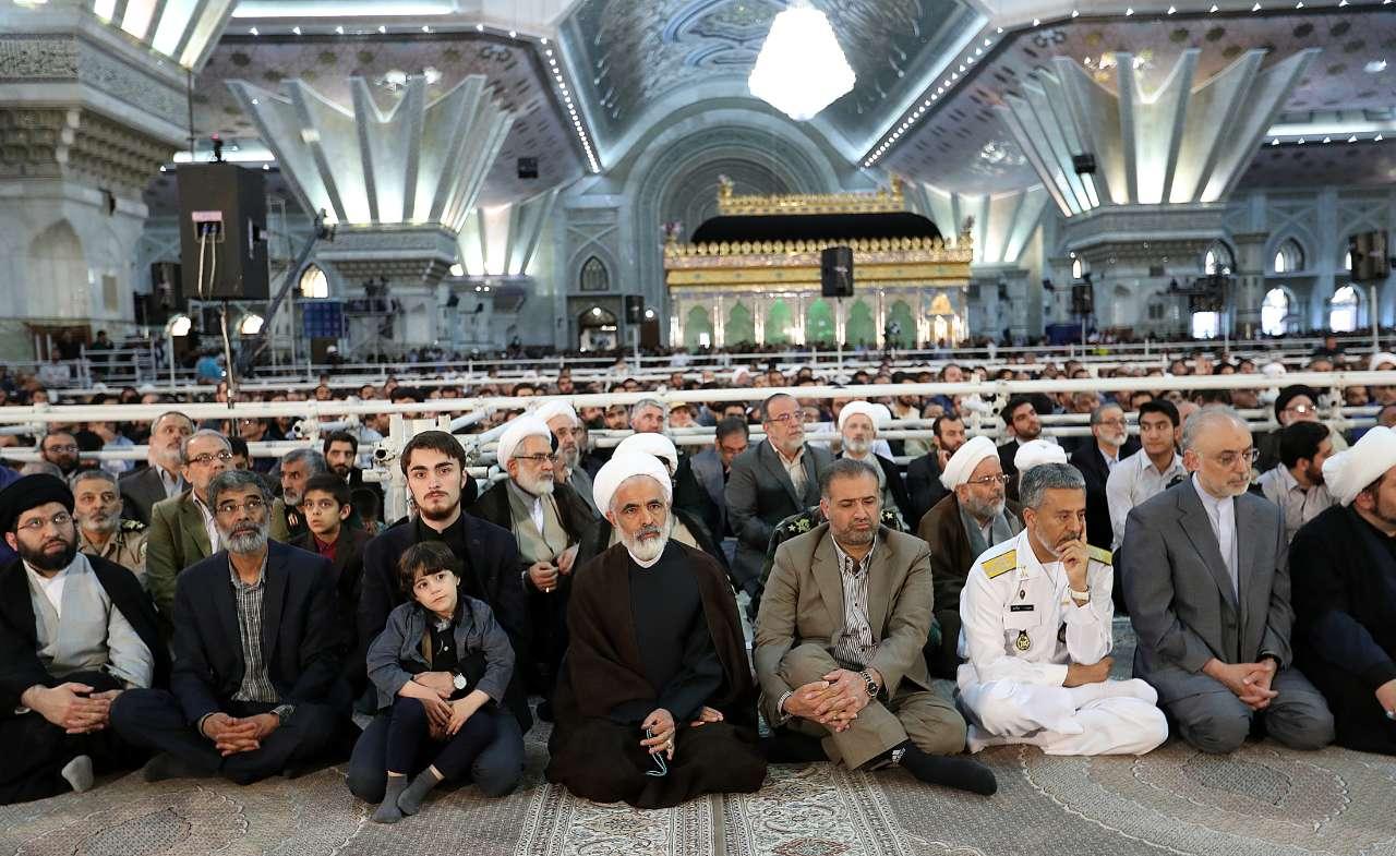 تصاویر : سخنرانی رهبر معظم انقلاب در بیست و هشتمین سالگرد ارتحال امام خمینی(ره)