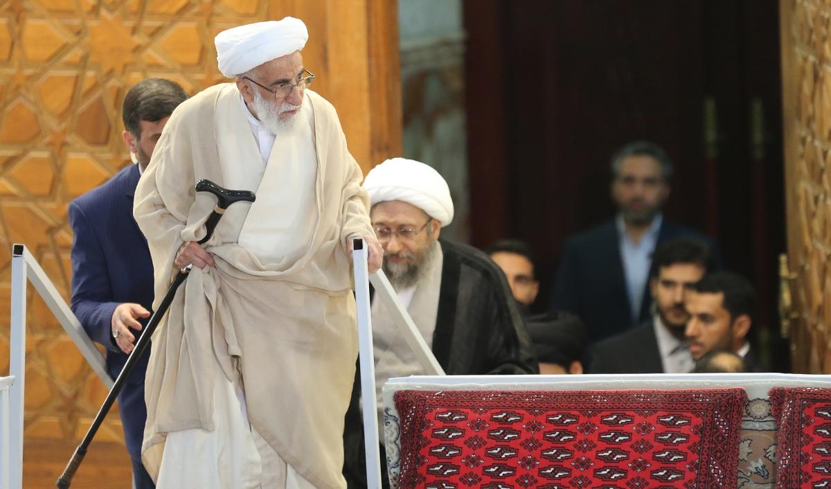 تصاویر : سخنرانی رهبر معظم انقلاب در بیست و هشتمین سالگرد ارتحال امام خمینی(ره)