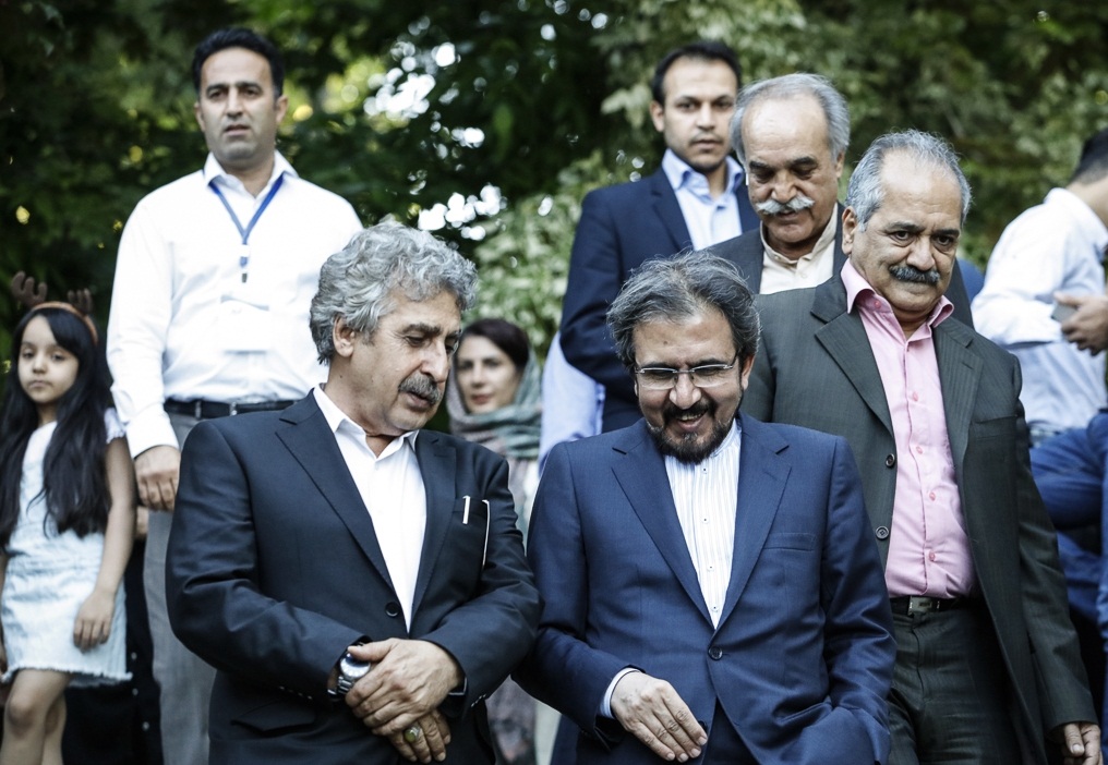 تصاویر : رونمایی از کتاب فیلم نامه کوروش بزرگ