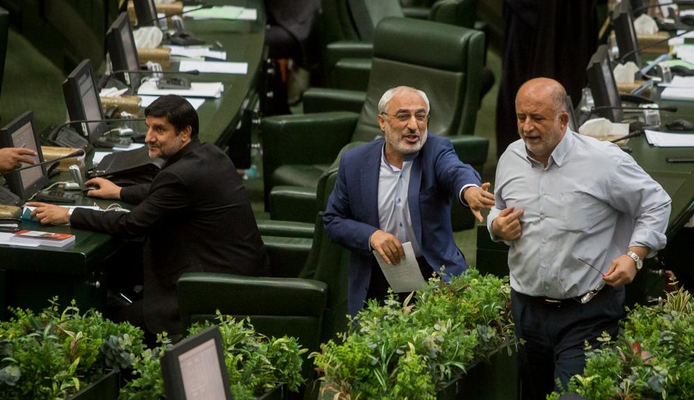 تصاویر : صحن علنی مجلس شورای اسلامی بعد از حادثه  ترور