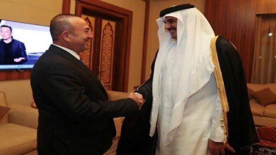 عکس/ سفر وزیر خارجه ترکیه به دوحه و دیدار با شیخ تمیم امیر قطر