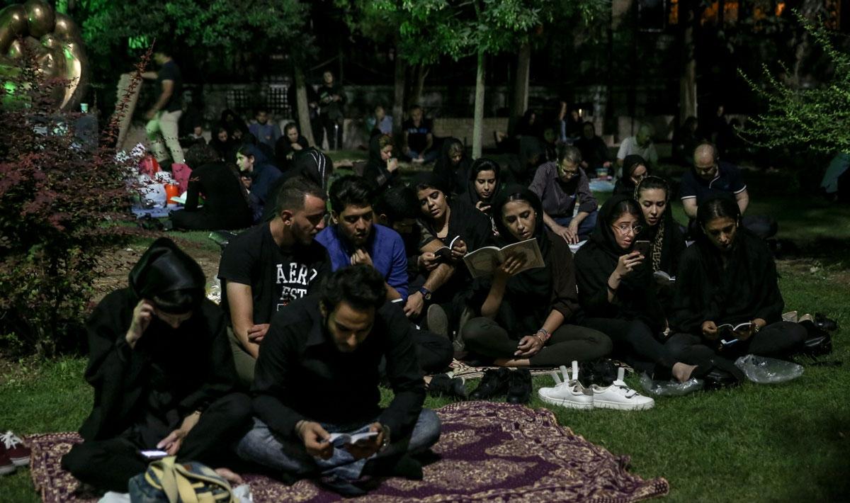 تصاویر : احیاء شب بیست و سوم رمضان