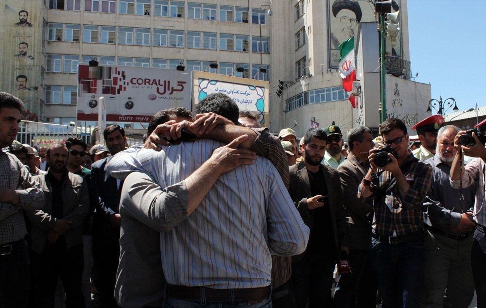 تصاویر : تشییع پیکر شهدای هنگ مرزی ارومیه