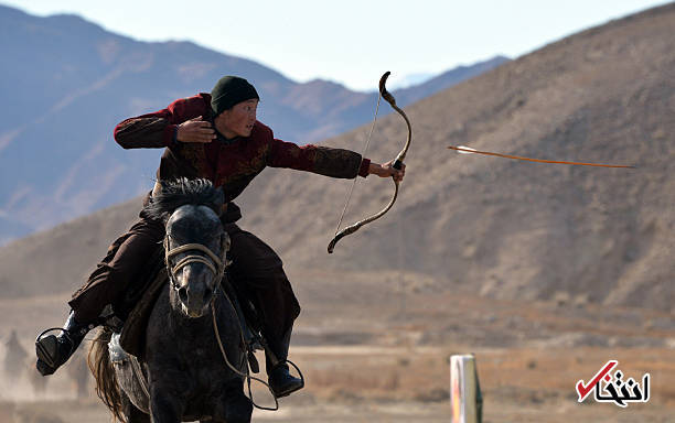 تصاویر : شکار با عقاب طلایی در قرقیزستان