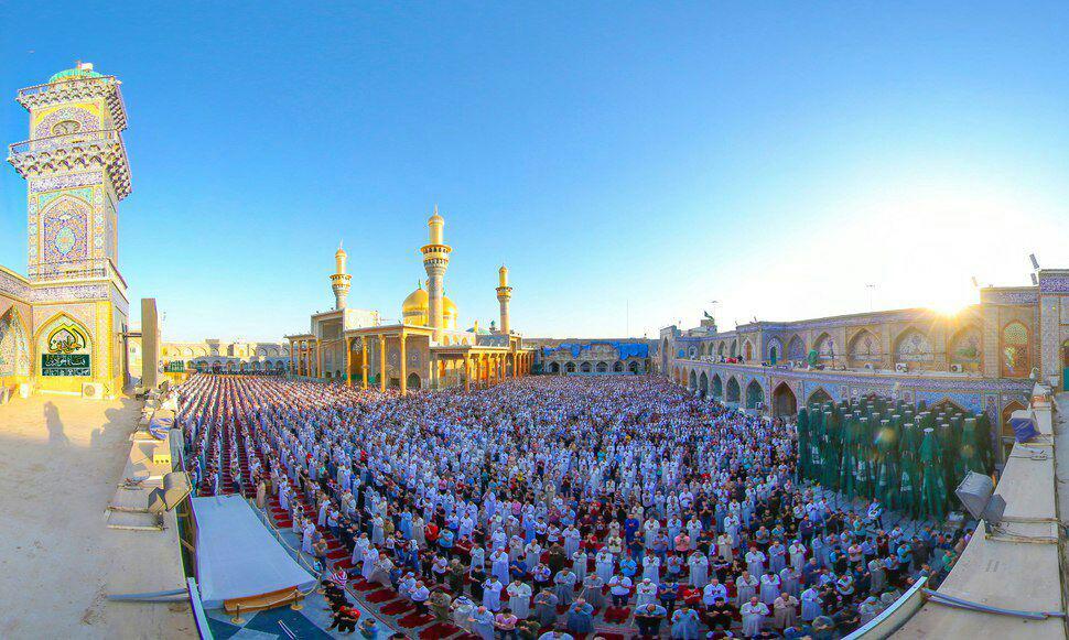 تصویری زیبا از نماز عید فطر در حرم کاظمین