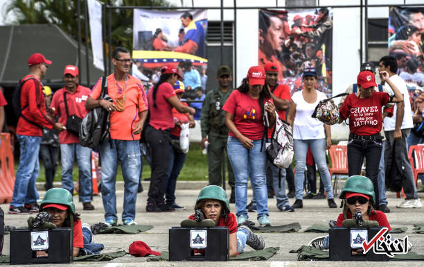 تصاویر : رزمایش مردمی ونزوئلا برای مقابله با حمله احتمالی آمریکا