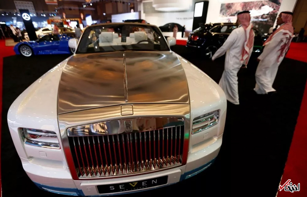 تصاویر : استقبال زنان عربستان از نمایشگاه غول‌های خودروسازی
