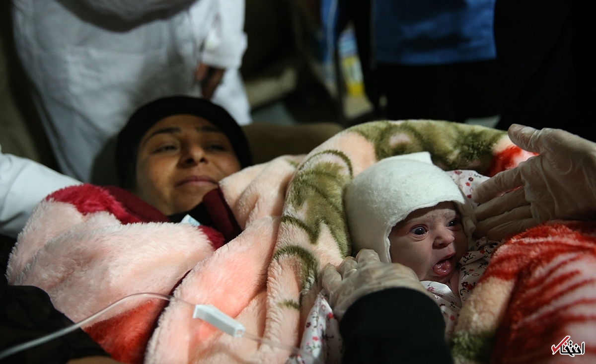 تصاویر : تولد امید در بیمارستان صحرایی شهر زلزله زده سرپل ذهاب