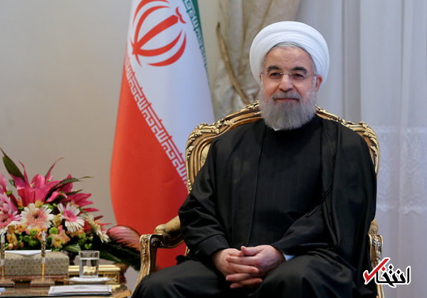 واکنشی به حملات این روزها به روحانی/ رییس‌جمهوری انتخاب کرده‌ایم که بتوانیم نقدش کنیم نه آن که صبح تا شب قربان‌صدقه‌اش برویم