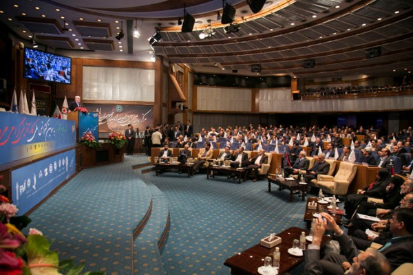مدیرعامل بانک‌پاسارگاد : در اقتصاد مقاومتی، اقتصاد دانش‌بنیان و کارآفرینی نوبنیان مطرح است