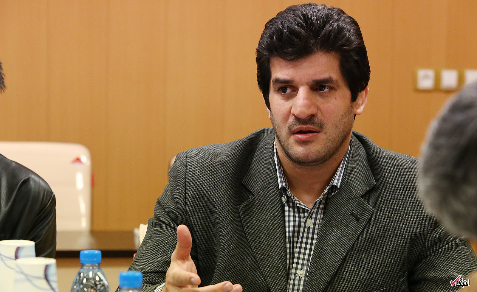 عباس جدیدی مجمع را ترک کرد / رسول خادم با 40 رای رئیس فدراسیون کشتی ماند عباس جدیدی مجمع را ترک کرد / رسول خادم با 40 رای رئیس فدراسیون کشتی ماند