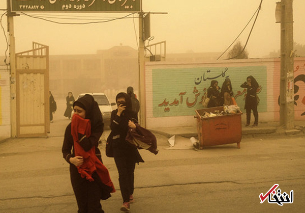 دانش آموزانی که با آلودگی هوا و تعطیلی مدارس به همراه والدین به محل کار می‌روند / آیا زمان آغاز مدارس تغییر می‌کند؟