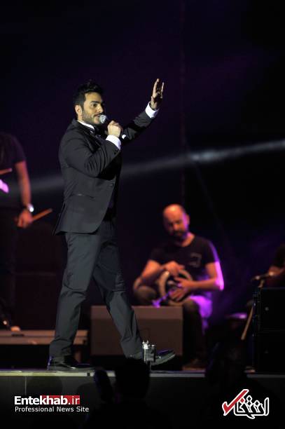 تصاویر : کنسرت مختلط خواننده مصری در جده عربستان