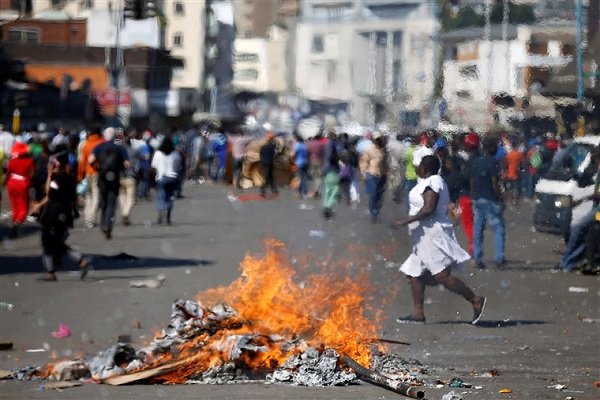 قطعی گسترده اینترنت در زیمبابوه در ادامه سرکوب معترضان