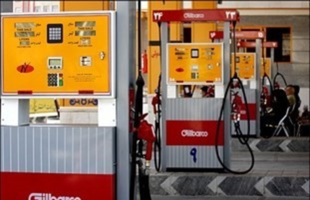 استاندار خوزستان: کمبود بنزین در استان نداریم