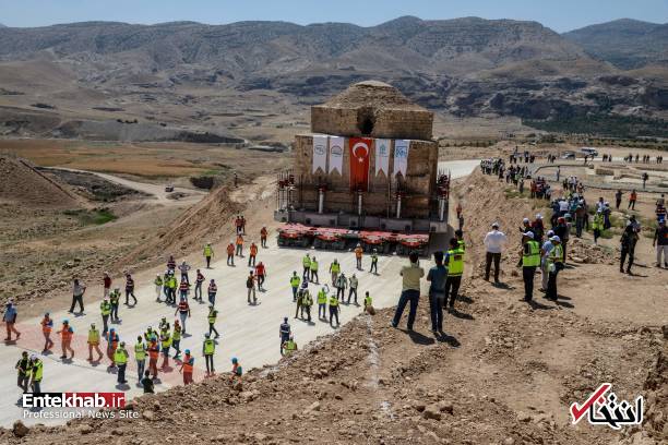 تصاویر : عملیات انتقال یک حمام تاریخی در ترکیه