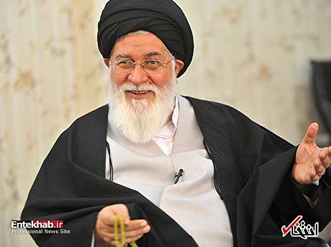 علم الهدی: درمورد موسیقی نظر بنده شاید از خیلی از بزرگان و فقها بازتر باشد / الان کنسرت بستر ابتذال است / نشسته اند و حساب کرده‌اند که مشهد، 32 میلیون زائر دارد که 4 میلیون نفر خارجی‌اند؛ این زائر، یک حرم می‌رود و بقیه وقتش فارغ است؛ اگر برنامه‌های عیش، ن