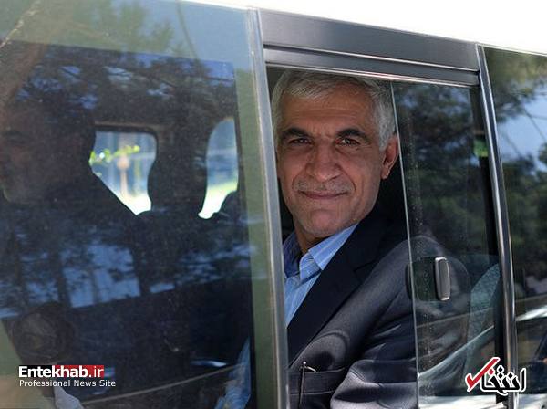 در قانون منع بکارگیری بازنشستگان هیچ استثنایی برای شهردار تهران ذکر نشده / اینکه عنوان شده شهردار تهران در سطح وزراست هم صحت ندارد / وزارت کشور باید شهرداران را ملزم به رعایت این قانون کند / فقط مجوز رهبری، می تواند فرد را مستثنی کند