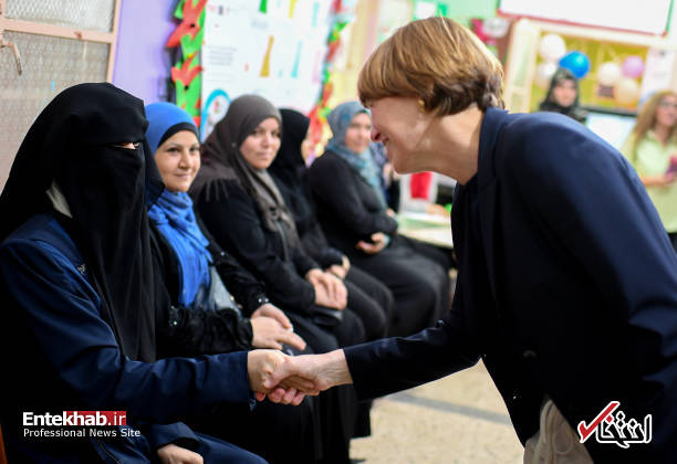 تصاویر : لحظات شاد همسر رئیس جمهور آلمان در میان آوارگان فلسطینی