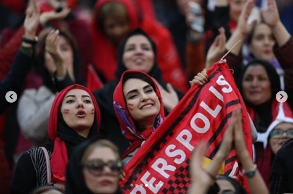 تصایر/ حضور زنان در ورزشگاه آزادی در بازی برگشت فینال لیگ قهرمانان آسیا