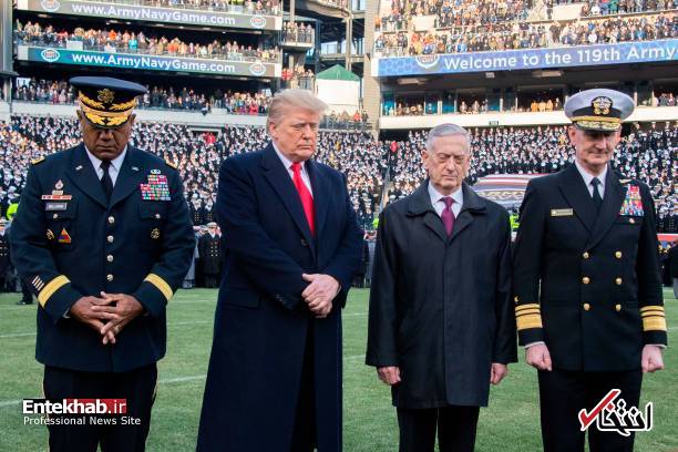 تصاویر : دونالد ترامپ در حاشیه مسابقه فوتبال آمریکایی