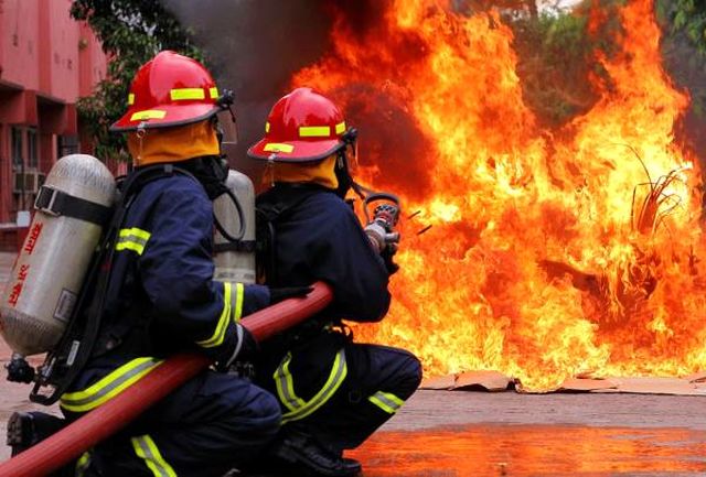 ۶ کشته بر اثر آتش‌سوزی کارگاه مبل‌سازی در پردیس | سایت انتخاب
