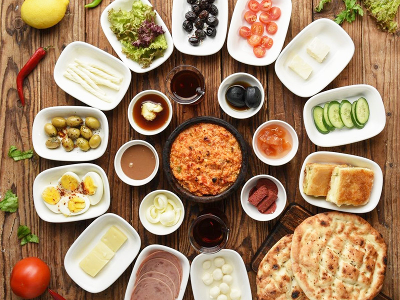 مردم مناطق مختلف ایران صبحانه چه می خورند؟