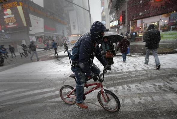 تصاویر : برف و یخبندان شدید در نیویورک