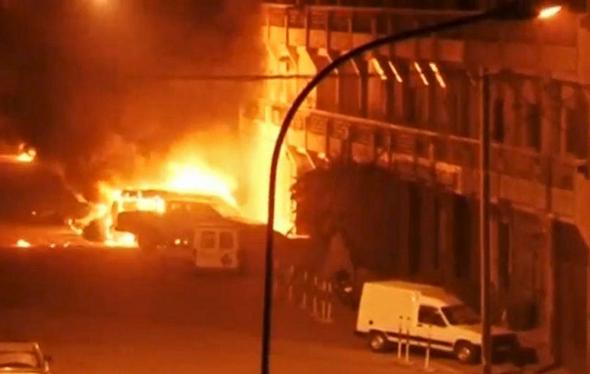 تصاویر : حمله القاعده به هتلی در بورکینافاسو‎