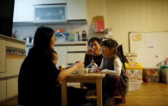 تصاویر : «مرخصی پدرانه» در کره جنوبی