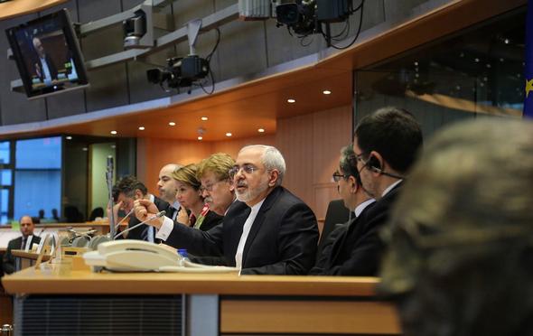 تصاویر : سفر اروپایی ظریف ؛ از سخنرانی در پارلمان اروپا تا نشست خبری با موگرینی