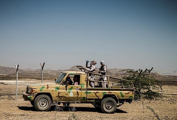 تصاویر : رنجرهای ناجا با لباس مبدل اشرار