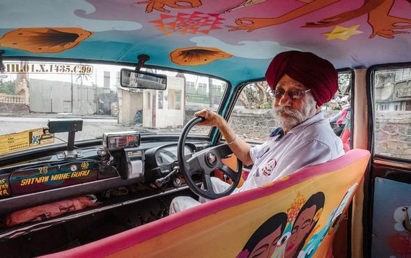 تصاویر : تاکسی های رنگارنگ در هند‎