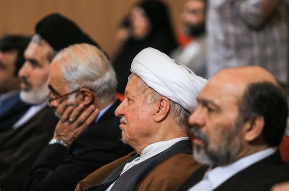 تصاویر : گرامیداشت روز معلم در دانشگاه امیرکبیر با حضور آیت الله هاشمی