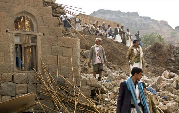 تصاویر : ادامه بمباران مناطق مسکونی یمن‎