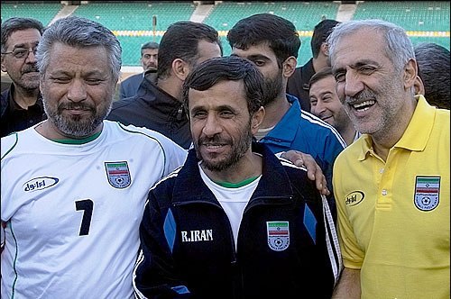 مروری بر اوضاع‌ورزش در دولت احمدی‌نژاد/از غائله‌دادگان تا ورزش‌ سکه‌ای!