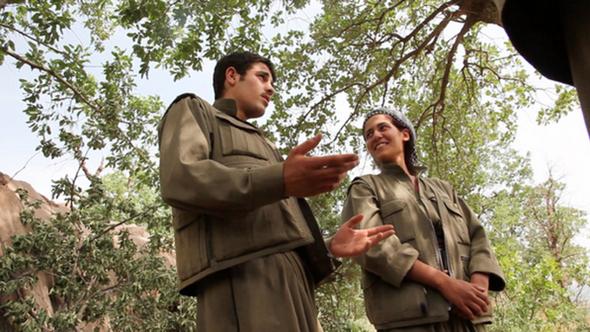 تصاویر : آموزش زنان در اردوگاه «پ‌ک‌ک»