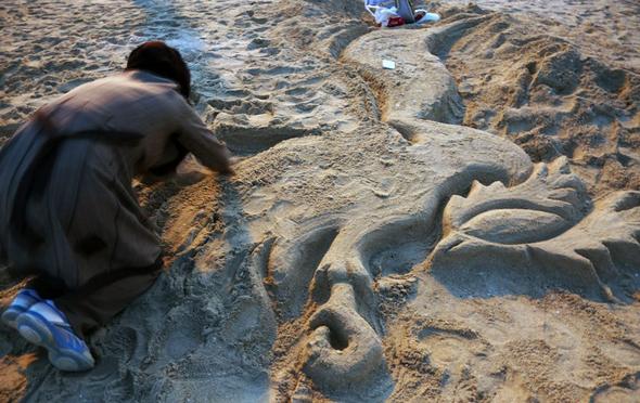تصاویر : مسابقه مجسمه های شنی در کیش