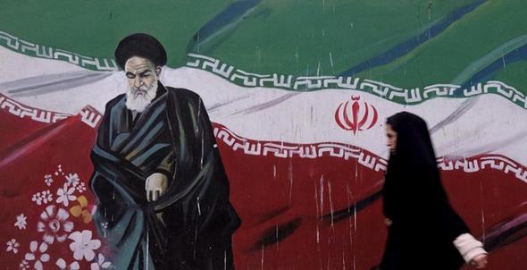 تصاویر : گزارش رویترز از هنرخیابانی در تهران