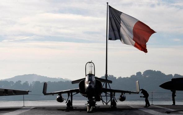 تصاویر : دور جدید حملات فرانسه علیه داعش
