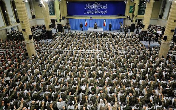 تصاویر : دیدار هزاران نفر از فرماندهان بسیج با رهبر معظم انقلاب