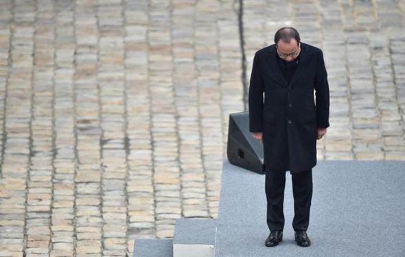 تصاویر : مراسم یادبود قربانیان حملات پاریس