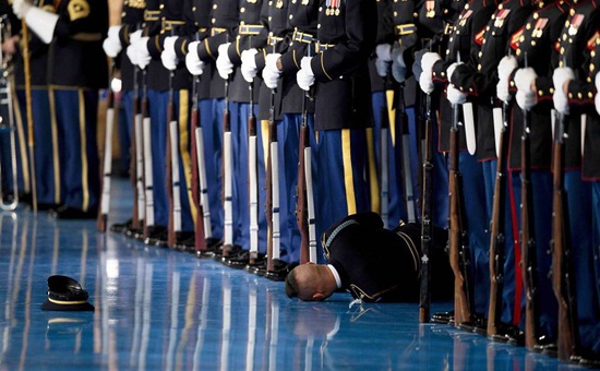 تصاویر : وداع اوباما با نیروهای مسلح
