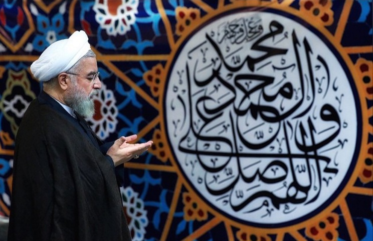 روحانی: مظلومیت آیت الله هاشمی مردم را تکان داد / او در همه روزهای سخت یک پناهگاه بزرگ برای مردم بود