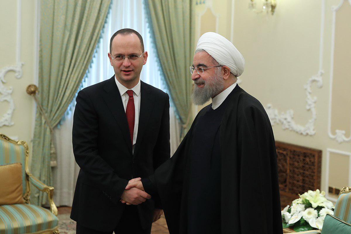 عکس/دیدار وزیر امور خارجه آلبانی با حسن روحانی
