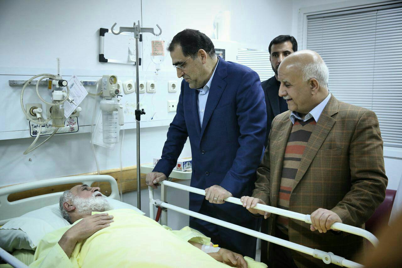 عکس/عیادت وزیر بهداشت از حجت الاسلام ناطق نوری عکس/عیادت وزیر بهداشت از حجت الاسلام ناطق نوری